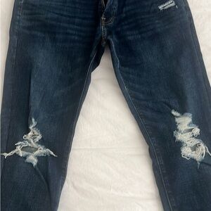 Men's Distressed Blue Jeans